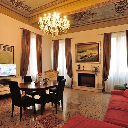 Anna'S House Διαμέρισμα Μόντενα Εξωτερικό φωτογραφία
