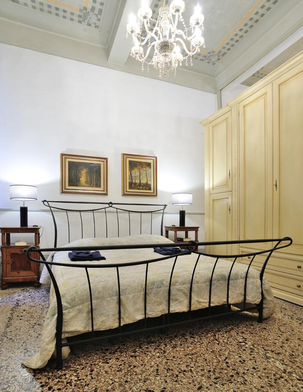 Anna'S House Διαμέρισμα Μόντενα Εξωτερικό φωτογραφία